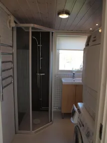 Idyllisches Ferienhaus am See (Westuferlage) mit eigenem Steg und Boot - Image 2