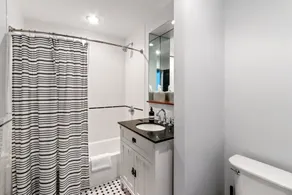 The Mill-Lauderdale Lakes Getaway |Breathtaking Views |Kayaks |15 Minutes to Skiing |Pier |Firepit - Image 4