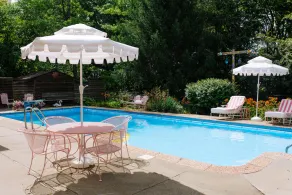 LARGE Mid Century Home - Pool, Hot Tub, Tiki Bar, Bridal Suite, Patio, 4 Acres - Image 3