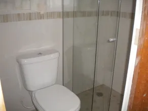 24hrs security, clean, nice, airy. - Image 3