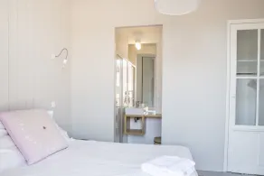 Maison avec terrasse à 2 minuter de la plage - Image 2