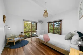 Private sanctuary with amazing views - Image 3