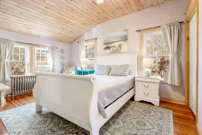 Ogunquit Village 4BR Walk to Beach, Dining & Town Center - Image 5