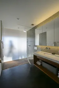 Moderne luksus med fantastisk udsigt og en + placering - Image 3