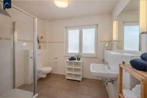 Apartamento confortável e aconchegante em Wolgastsee com Wi-Fi e lareira. - Image 5