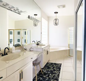 Luxurious Home in University Park Country Club. Min stay requirement 90 days. - Image 2
