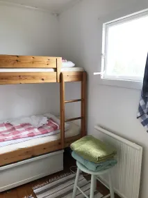 Renoverad stuga direkt vid havet - Image 5