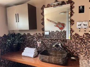 L’alcova delle fate è un nido romantico. jacuzzi privata e panorama mozzafiato - Image 3