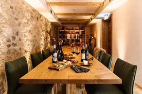 Bergwiesen-chalet-suite 80qm, 2 Schlafzimmer, Wohnraum mit Küche, Kamin und Bad mit Sauna, Balkon mit Whirlpool - Image 5