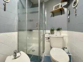 Central and only 50 meters from the beach - Image 3