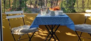 L'Olivette B&B Lavender Room.\nFor 2 Adults Only.\nUnsuitable for Children. - Image 4