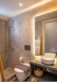 Yploui Suites - Image 3