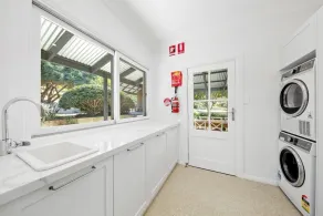 The Glen - Stunning Sandstone Cottage - Image 2