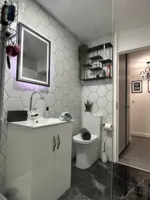 Remarkable 2-Bed Apartment in Castlebar - Image 3