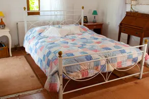 Elise Cottage  In Heavenly Mani - Image 3
