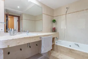 Central House with Pool - Casa Prestige - Image 4