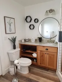 Modern Studio with Washer & Dryer - Image 3