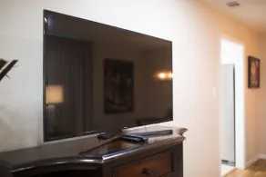 House - Great Location - Image 3
