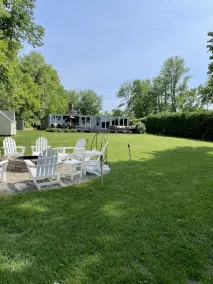 Heros Hideaway, private 1acre flat grassy yard, majestic sunsets - Image 5