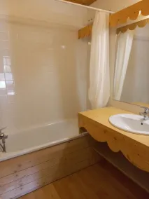 Duplex apartment 8-10p in Risoul at the foot of the slopes ski area Vars Risoul - Image 2