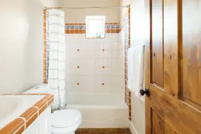 The Orange House at el Barrio Viejo - Image 3