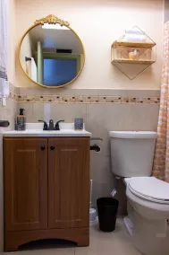 Centrally Located Boho Private BdR - 7 mi to beach - Image 2