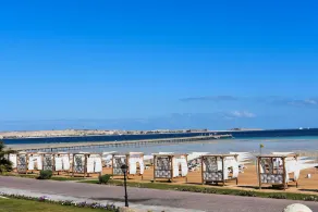 Ein Schlafzimmer \"Beach Haven\" in 5 * Resort mit Pools und Privatstrand - Image 4