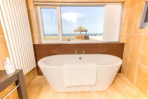 Luxury Villa Stuga med Hot Tub Jacuzzi och fantastisk oavbruten havsutsikt! - Image 2