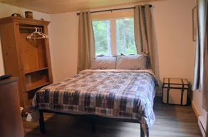 Cozy Cottage in the Northwoods - Image 3