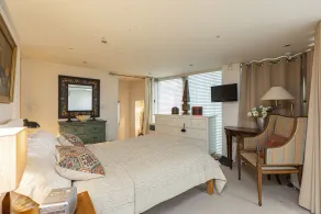 Artsy Studio Flat in Fulham, Near the River Thames - Image 5