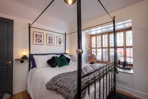 Stunning- The Nautilus Bungalow Cowes IOW - Image 4