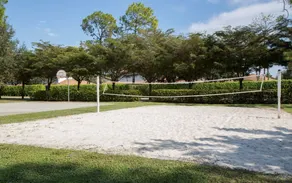 Charming 3/2 Home in gated community of Briarwood with large private pool - Image 5