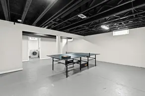 Cozy 2BR Condo in Great Location - King Bed - Image 4