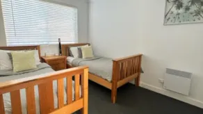 Sinclair Surfside Stay - Image 5