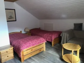 Sehr ruhige, gemütliche und sehr gut eingerichtete Ferienwohnung im Dachgeschoss - Image 4