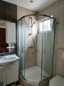MODERN APARTMAN - 4 TO 6 PERSONS WITH A STUNNING SEA VIEW - Image 4