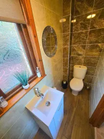 Luichart Lodge - Image 2