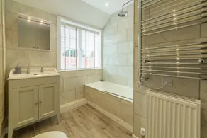 2 Hall Lane Cottages - Image 5