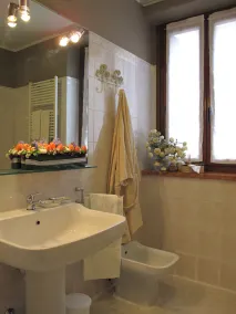sofistikerad och elegant lägenhet i centrala Verona - Image 3