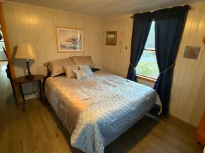 Cottage near the Bay - Image 4