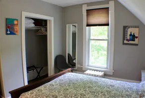 In Town Apartment in downtown Geneva!! - Image 4