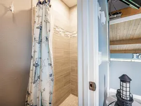 JL 806: Mtn view, indoor pool & beach fun, hikes, & wifi! - Image 5