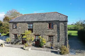 Barn Cottage sleeps 2 + baby/small child. A cosy 2 storey traditional Cornish stone character cottag - Image 5