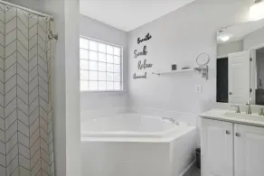 Luxe Private Beach Getaway Minutes to the Ocean! - Image 4