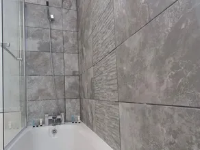 Terrific sleeps 7 close to central Leeds - Image 3