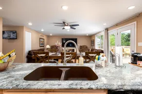 Lake front home with access to two lakes, large yard and RV hookup available! - Image 5