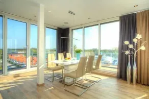 Luxuriöses Penthouse auf 2 Ebenen mit Riesiger Dachterrasse mit Müritzblick - Image 5