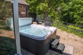 A cottage that sleeps 2 guests  in 1 bedroom - Image 5