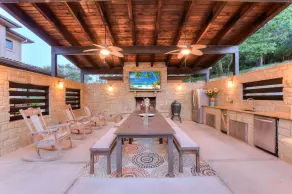Above Hillside Oasis I Pool & Spa I Outdoor Entertaining I Luxury Services - Image 5