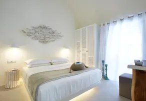Traditional Villa with Private Heated Pool - Image 5
